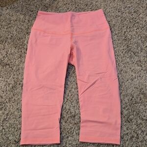 Victoria's Secret Pink Performance Capri Leggings